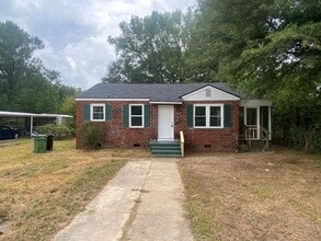 Building Photo - 2421 Manning Ave
