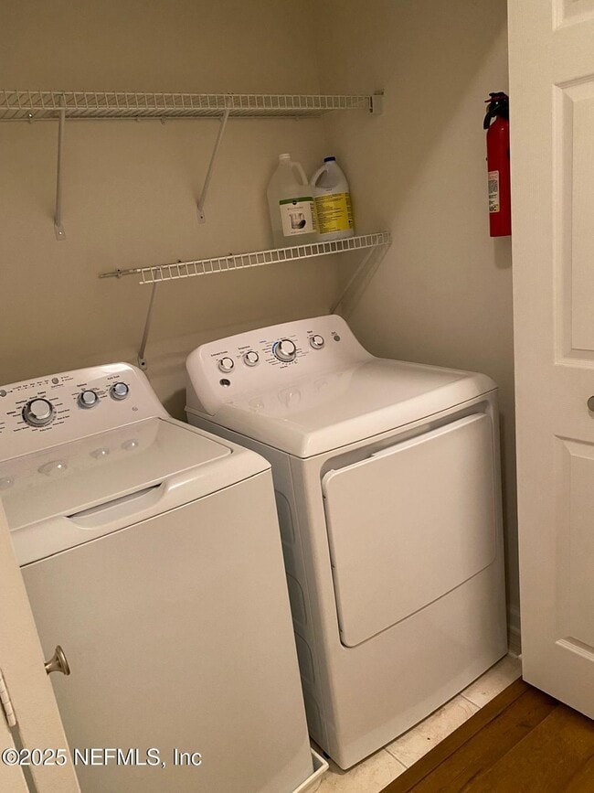 Building Photo - 4204 Crownwood Dr