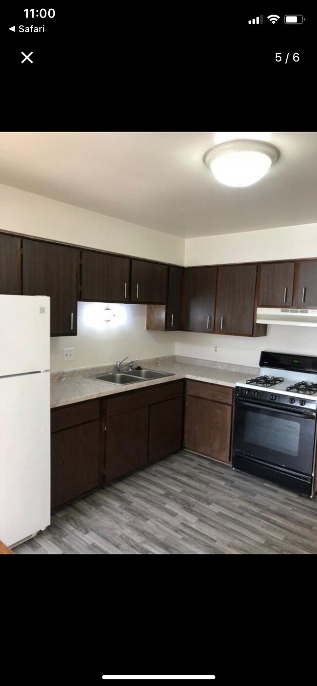 8801 Buckingham Dr Unit 1, Sturtevant, WI 53177 Apartments in