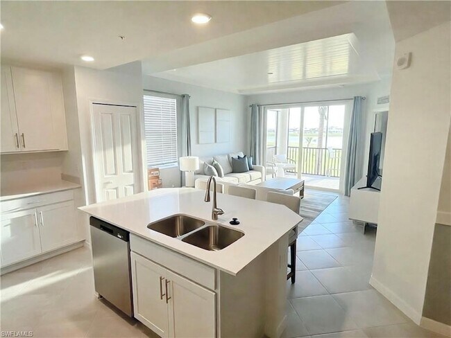 Building Photo - 15375 Green Acres Avenue Unit 2221