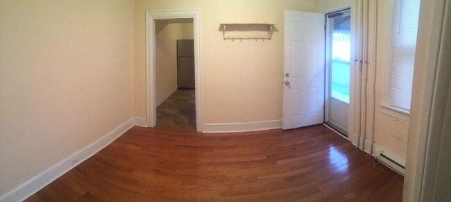 Building Photo - 669 W. Orange St. 1st fl- Lancaster PA