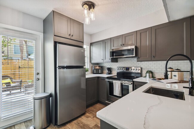 Foto del edificio - 3338 W Wyoming Cir