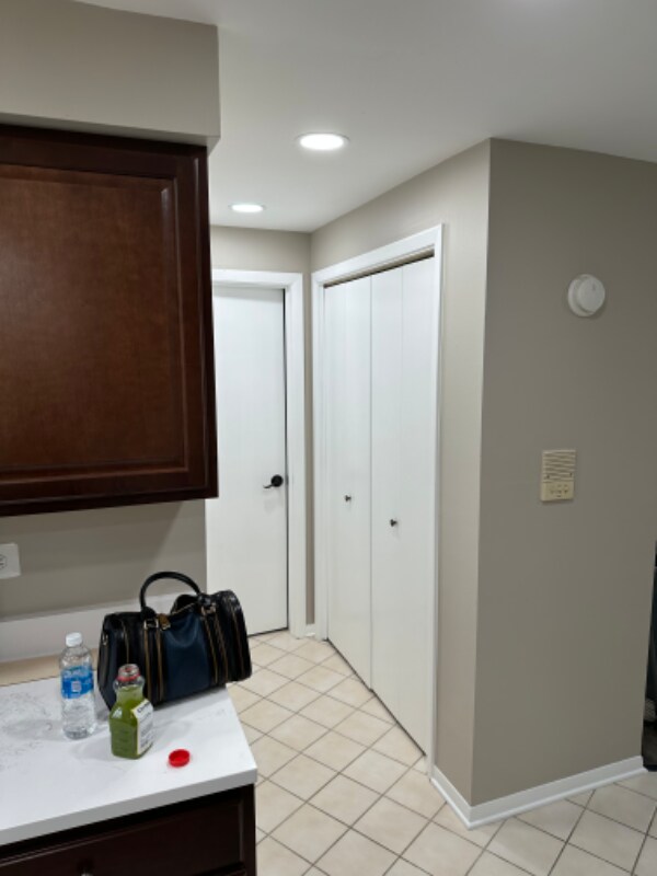 Primary Photo - 3164 W Meadow Ln Dr