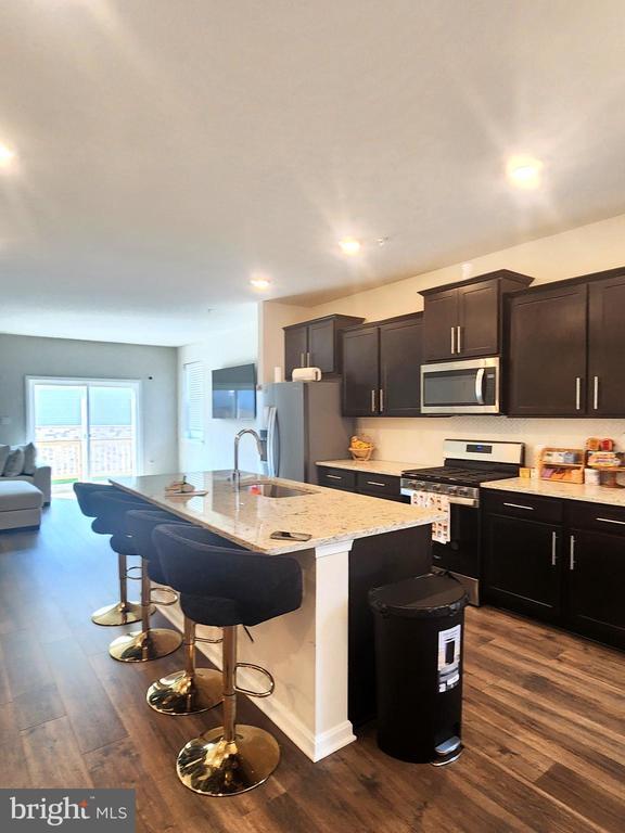 Foto del edificio - 8760 Mimosa Ave