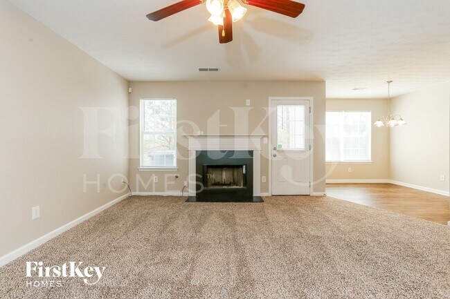 Foto del edificio - 2692 S Hills