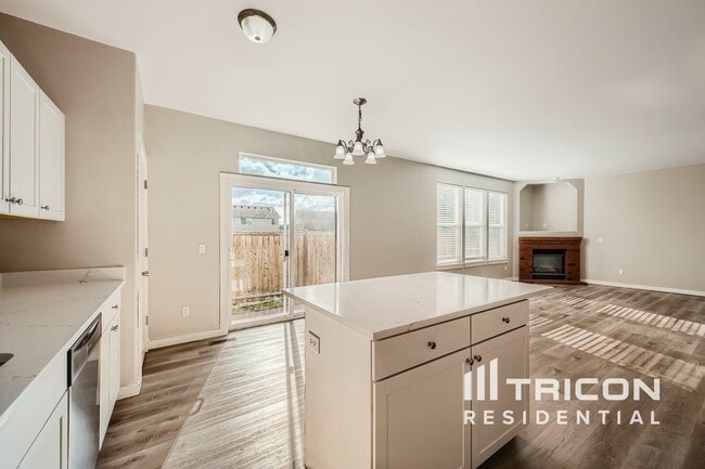 Building Photo - 1222 193rd St E