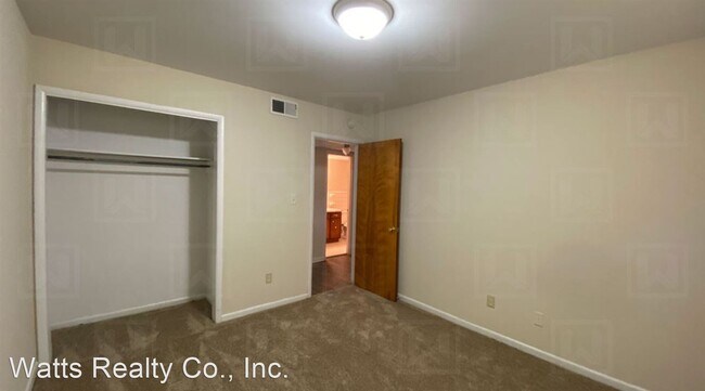 Building Photo - 7521-7529 2nd Ave N