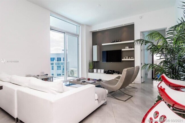 Building Photo - 2 bedroom in Aventura FL 33180