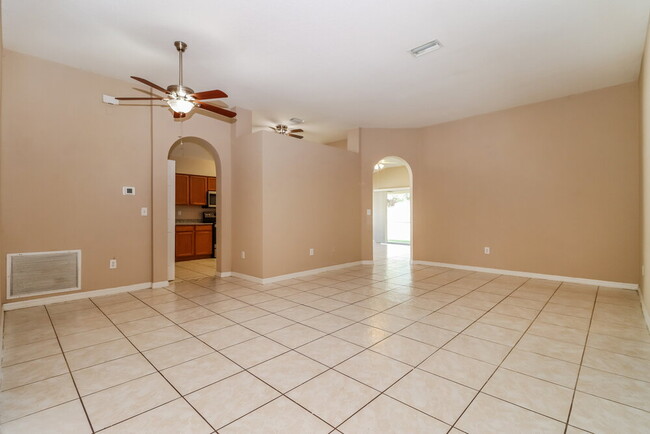 Building Photo - 12031 Butler Woods Cir