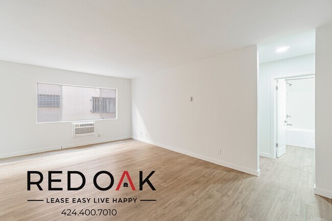 Foto del edificio - Gorgeous One Bedroom with Large Windows, A...