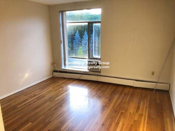 Foto del edificio - 231 Coolidge Ave