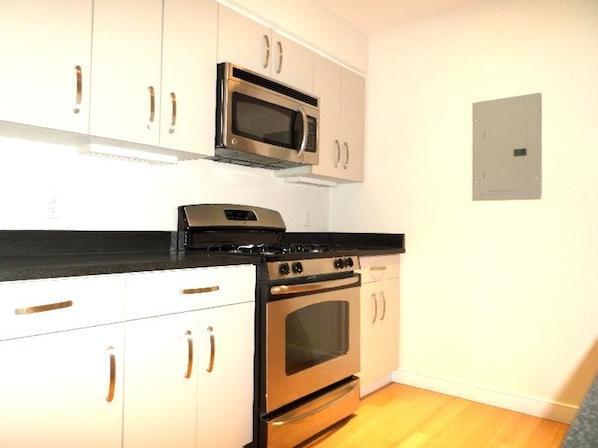 Foto del edificio - 603 Albany St