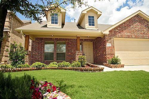 Foto principal - 9704 Sleepy Hollow Dr