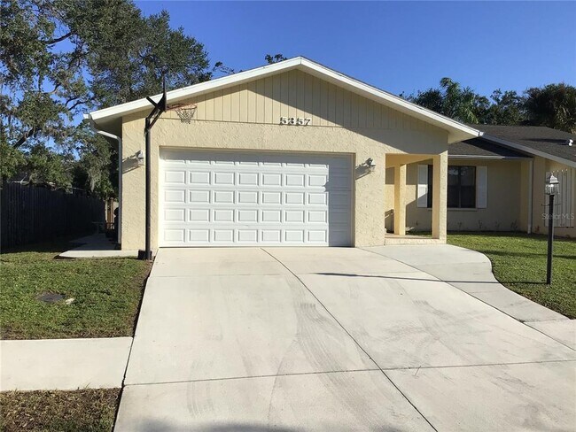 Foto del edificio - 5357 Bent Oak Dr
