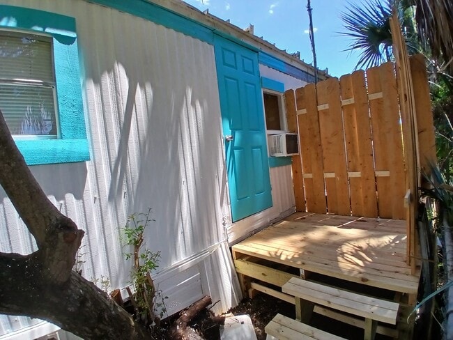 Building Photo - 5306 Landis Ave