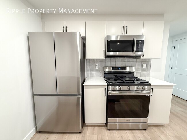 Photo du bâtiment - Modern 1 Beds, 1 Baths Basement/Lower | Available 07/01/2025 | No Pets Allowed