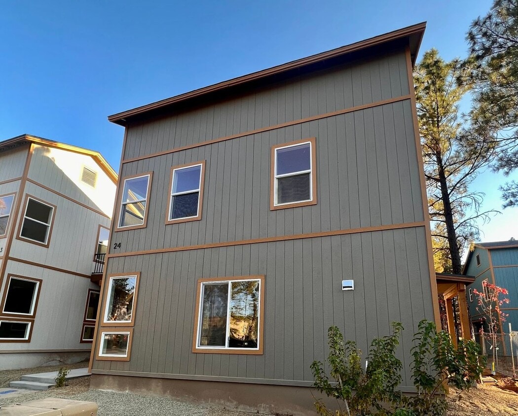 Brand New Never Lived in Luxury 2bd / 2ba unit - Brand New Never Lived in Luxury 2bd / 2ba unit