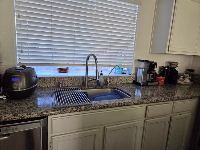 Building Photo - 12227 Cheshire St