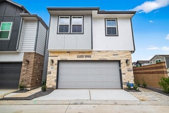 Building Photo - 4121 Fig Grv St