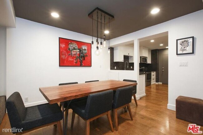 Building Photo - 2 br, 2 bath Condo - 350 N Broad St