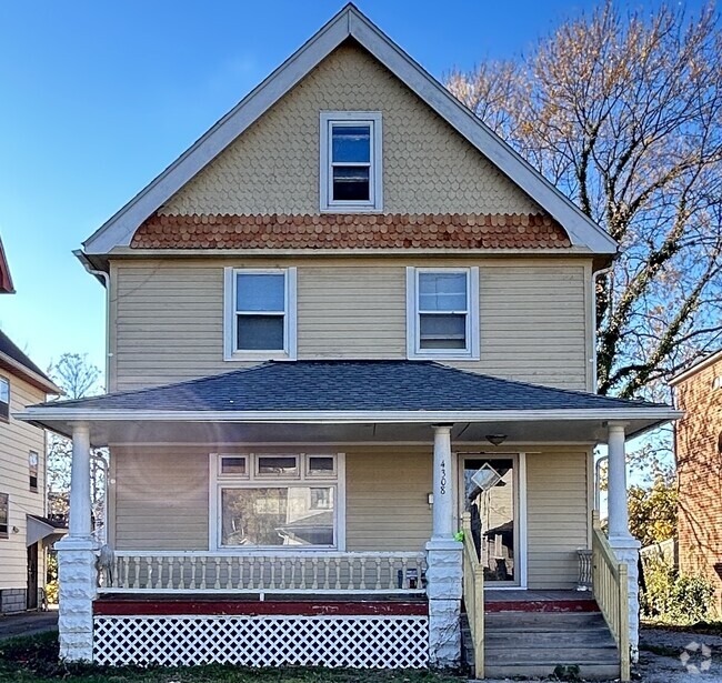 Building Photo - 4308 E 128th St