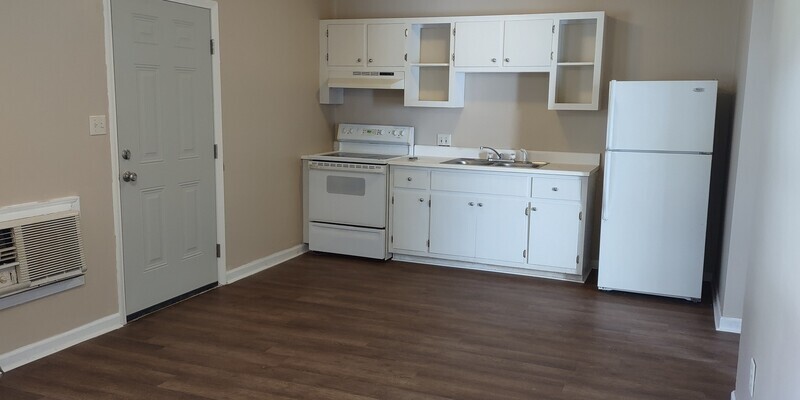 Primary Photo - 501 W. Avalon
