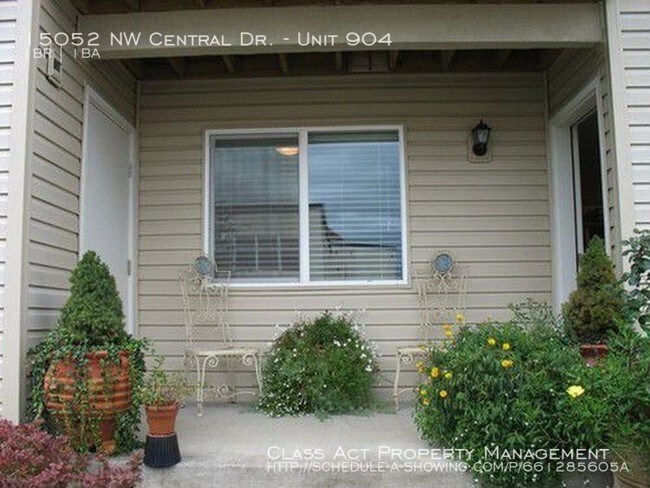 Building Photo - 15052 NW Central Dr
