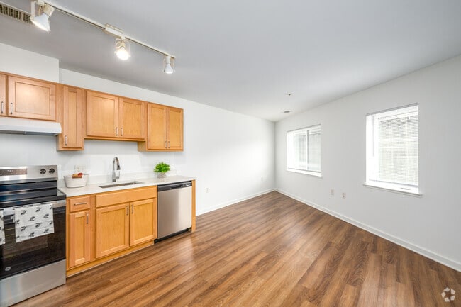1BR, 1BA - 480SF - Living Room - Metro Village Apartments