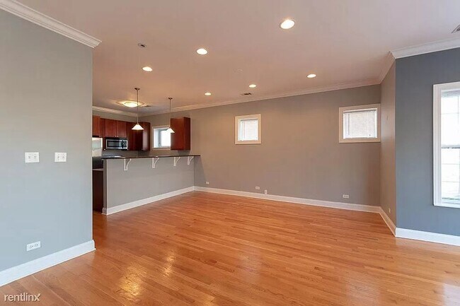 Building Photo - 1747 W Wallen Ave