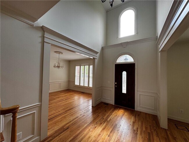 Foto del edificio - 1660 Kingsley Ct NW