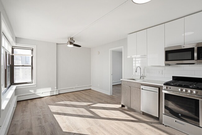Foto del edificio - 5858 N Sheridan Rd