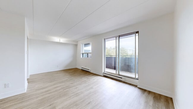 Building Photo - 110 Nonquon Road