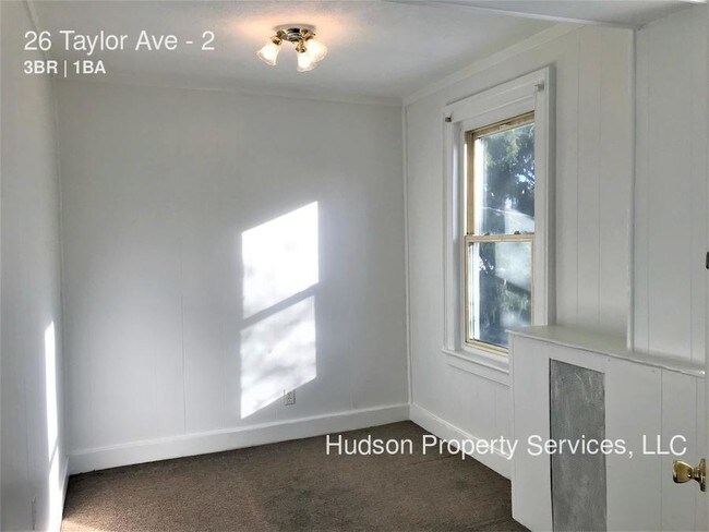 Foto del edificio - 26 Taylor Ave
