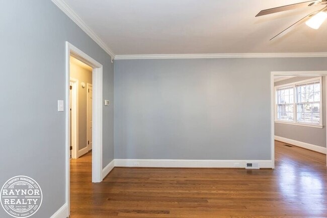 Building Photo - 433 Norvell St