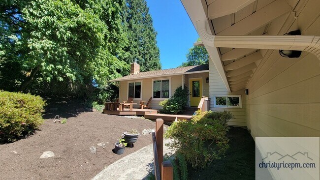 Photo - 7848 128th Ave NE House