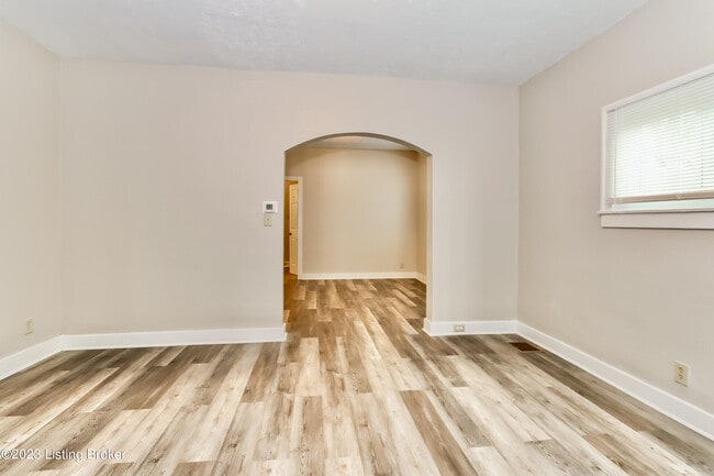 Foto del edificio - 113 S 43rd St