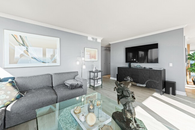 Building Photo - 1560 N Sandburg Terrace