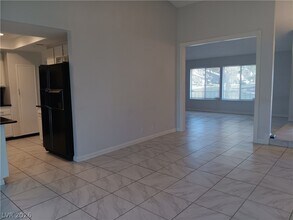 Building Photo - 6221 Peppermill Dr