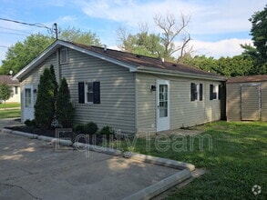 Building Photo - 4160 Hamilton Trenton Rd