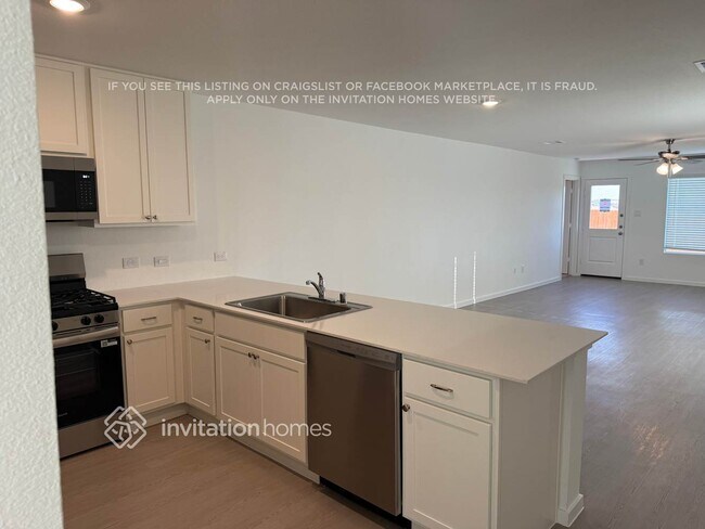 Foto del edificio - 3116 Forchini Dr