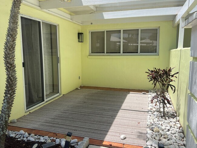 Foto del edificio - 310 Wexford Terrace