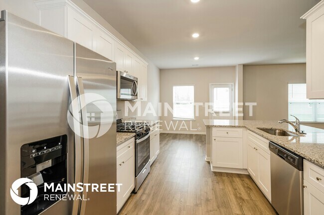 Building Photo - 2306 Curbow Dr