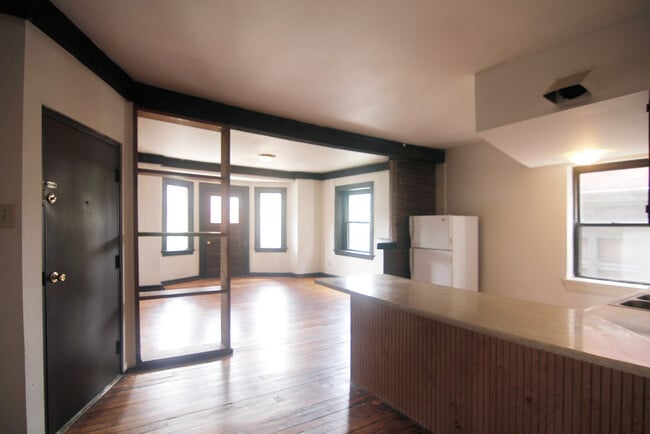 Building Photo - 314 S Trenton Ave
