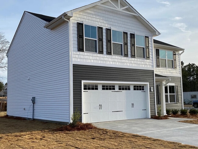Building Photo - Room in Single Family Home on Bark Way