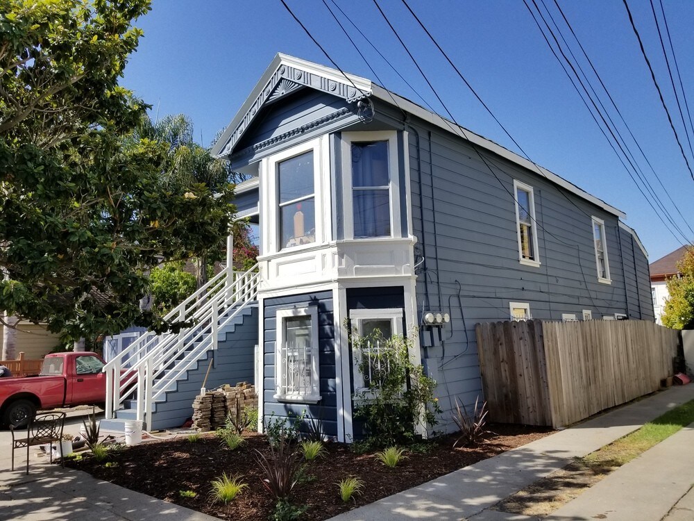 Foto principal - 1072 56th St
