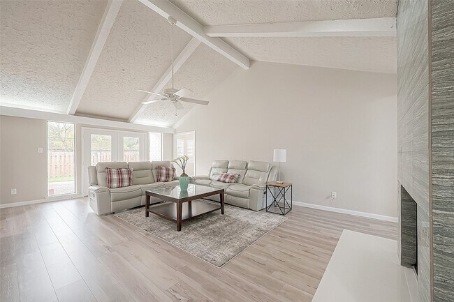 Foto del edificio - 6107 Sanford Rd