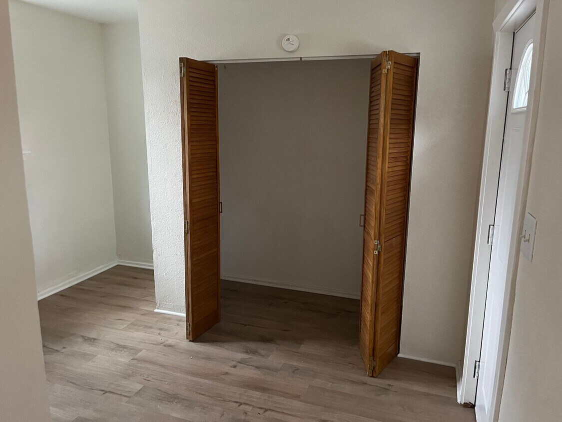 Foto principal - Cute 2 Bedroom Bungalow located near Reyno...