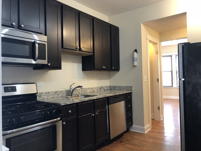 Foto del edificio - 1303 W Columbia Ave