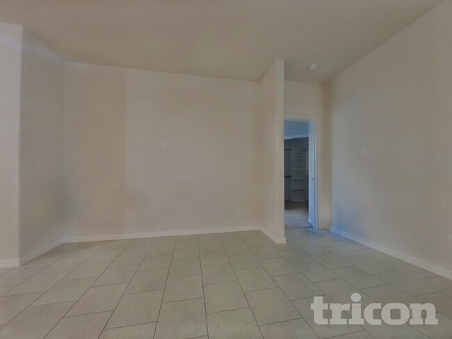 Foto del edificio - 332 Marble Creek Dr