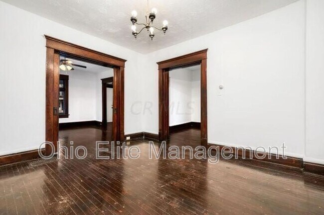 Foto del edificio - 890 Studer Ave